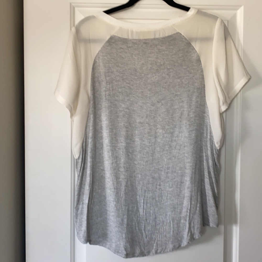 Basic Top - Picture 2 of 3